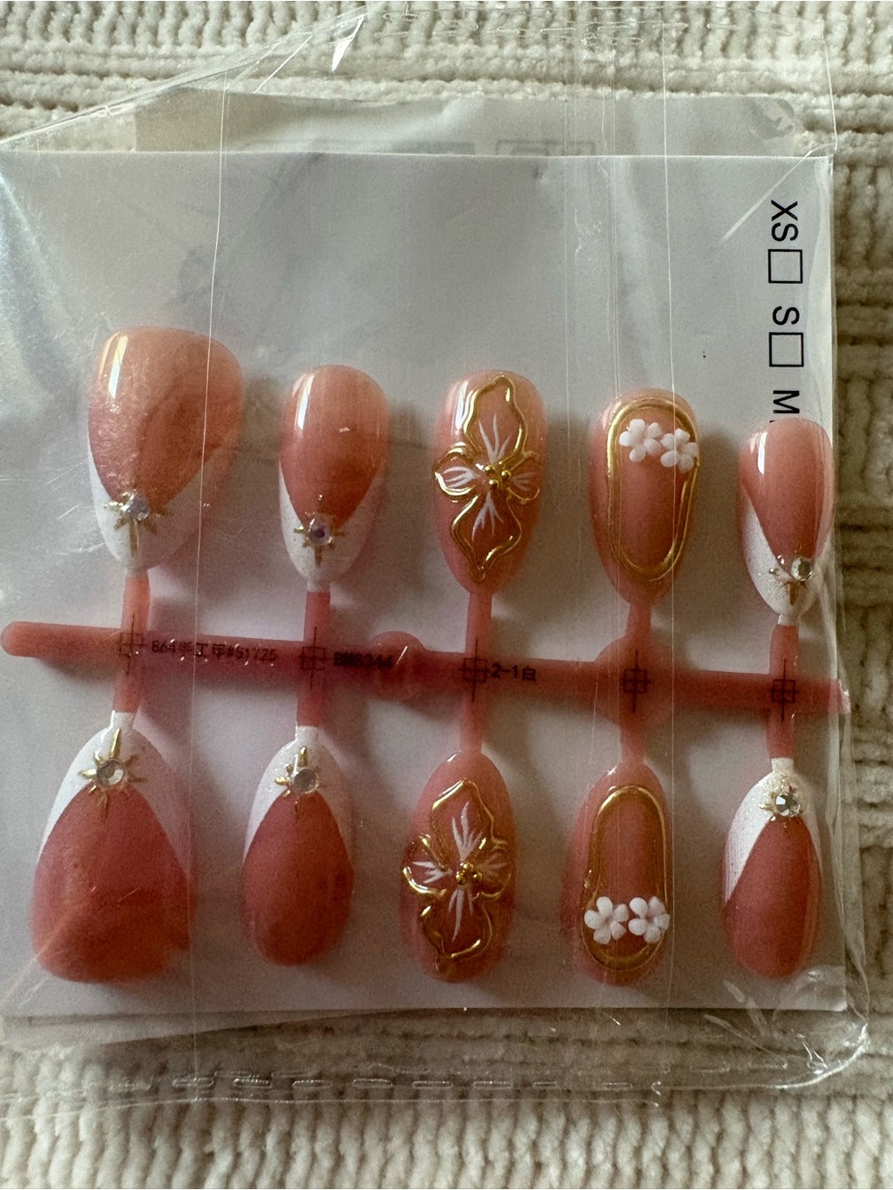 Elegant Pink Floral Press-On Nails Size Medium